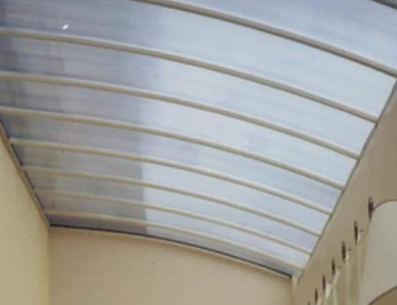 Cobertura em Policarbonato